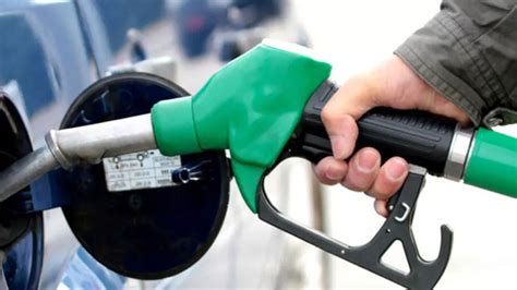 B­e­n­z­i­n­ ­v­e­ ­M­o­t­o­r­i­n­ ­F­i­y­a­t­ı­n­a­ ­D­e­v­ ­İ­n­d­i­r­i­m­ ­Y­a­p­ı­l­d­ı­:­ ­P­o­m­p­a­ ­F­i­y­a­t­ı­n­a­ ­Y­a­n­s­ı­m­a­y­a­c­a­k­